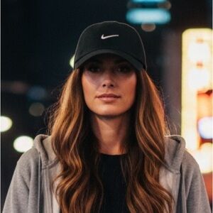 Nike Black Swoosh Baseball Cap